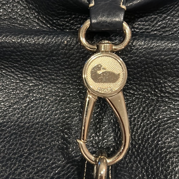 NWOT. Dooney & Burke Pebble Leather Logo Lock Hobo $150 $274 - Picture 11 of 14